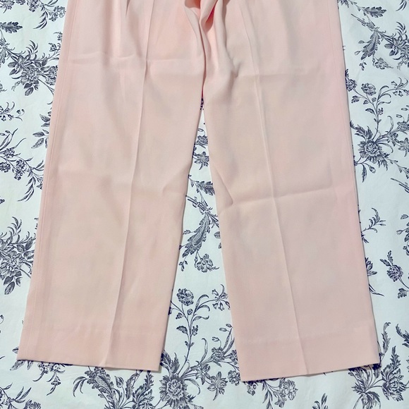 NWT Aritzia Babaton Cohen Pant - sold out online! - Picture 8 of 8